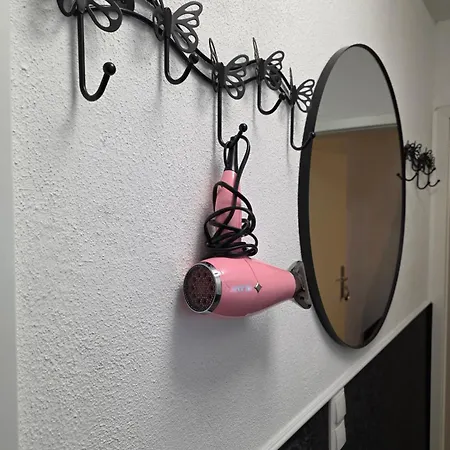 Apartamento Modernes 2 Naehe Sesselbahn Klimaanlage *